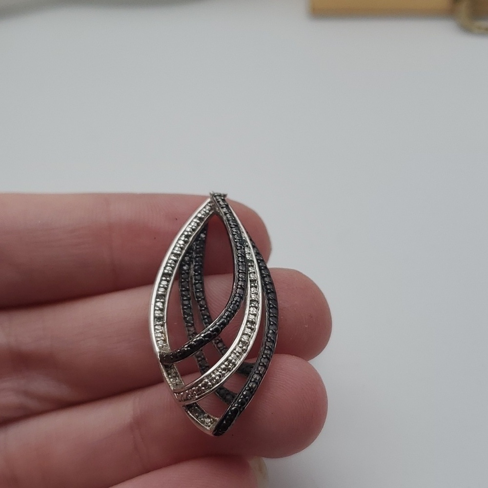 QVC Diamonique black and white crystal necklace pendant‎